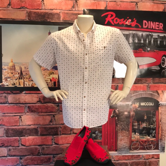 Alexander Julian Casual Shirt - Picture 1 of 17